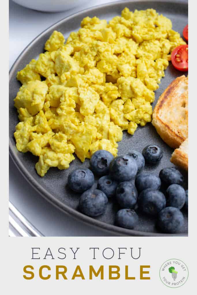 Tofu scramble on a plate with the text "Easy Tofu Scramble."