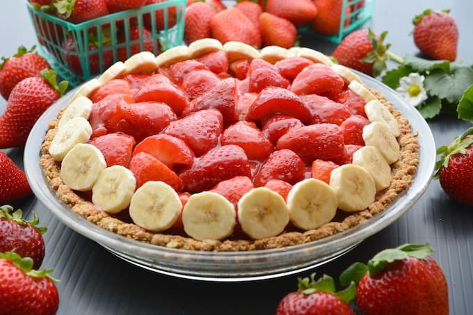 Fresh vegan strawberry pie