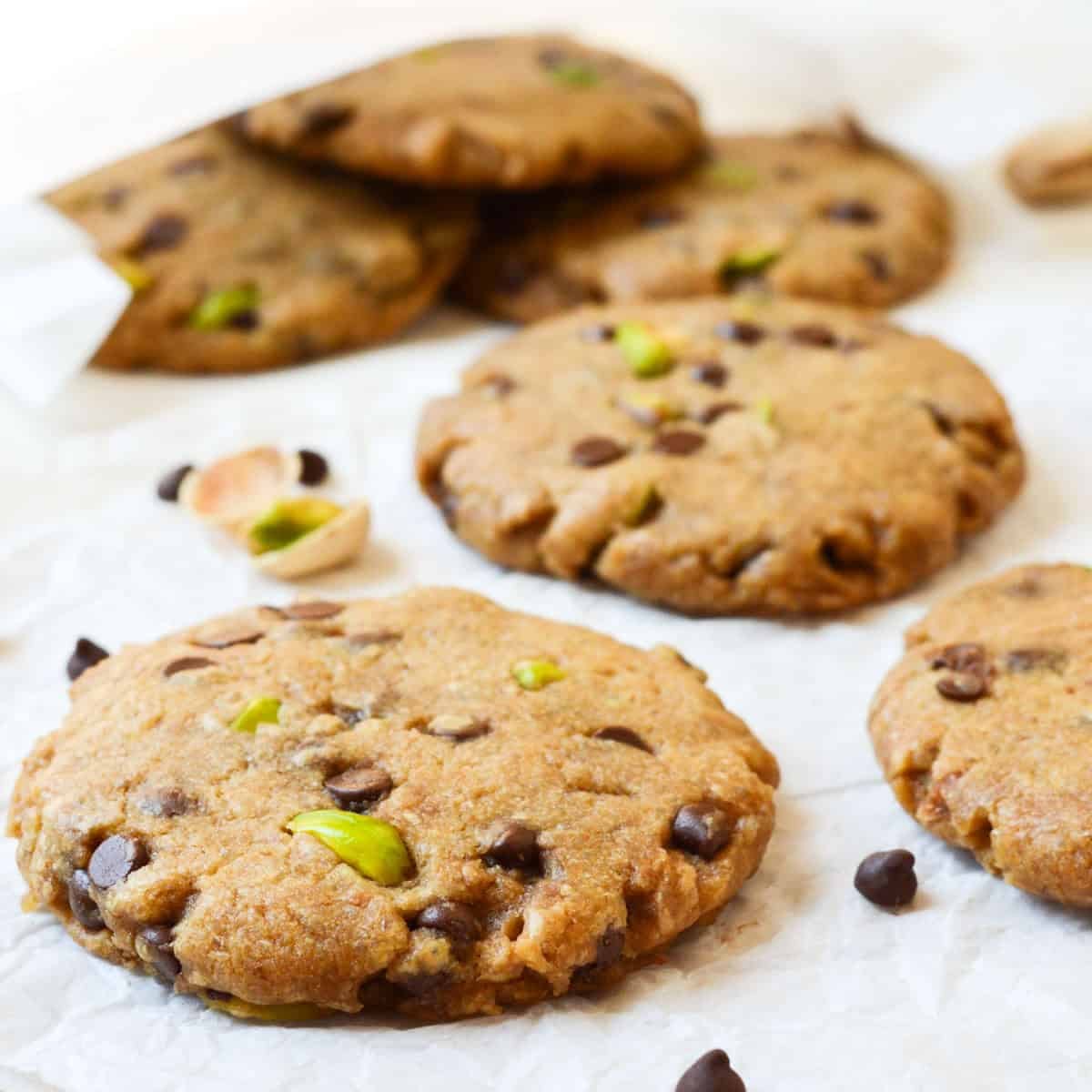 vegan pistachio chocolate chip cookies.